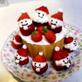 いちごサンタのクリスマスケーキ